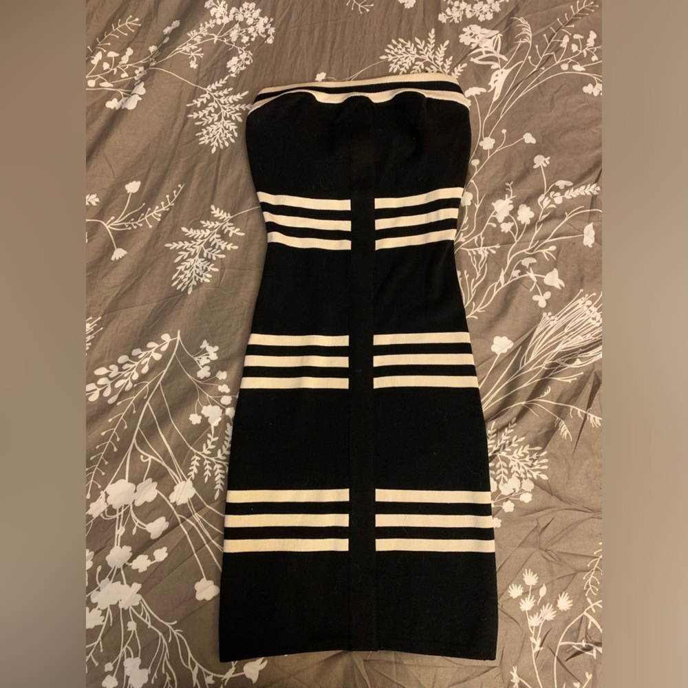 BCBGMaxAzria Black and Cream Knit Dress